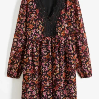 Kjole med Blondeindsatser og Blomsterprint